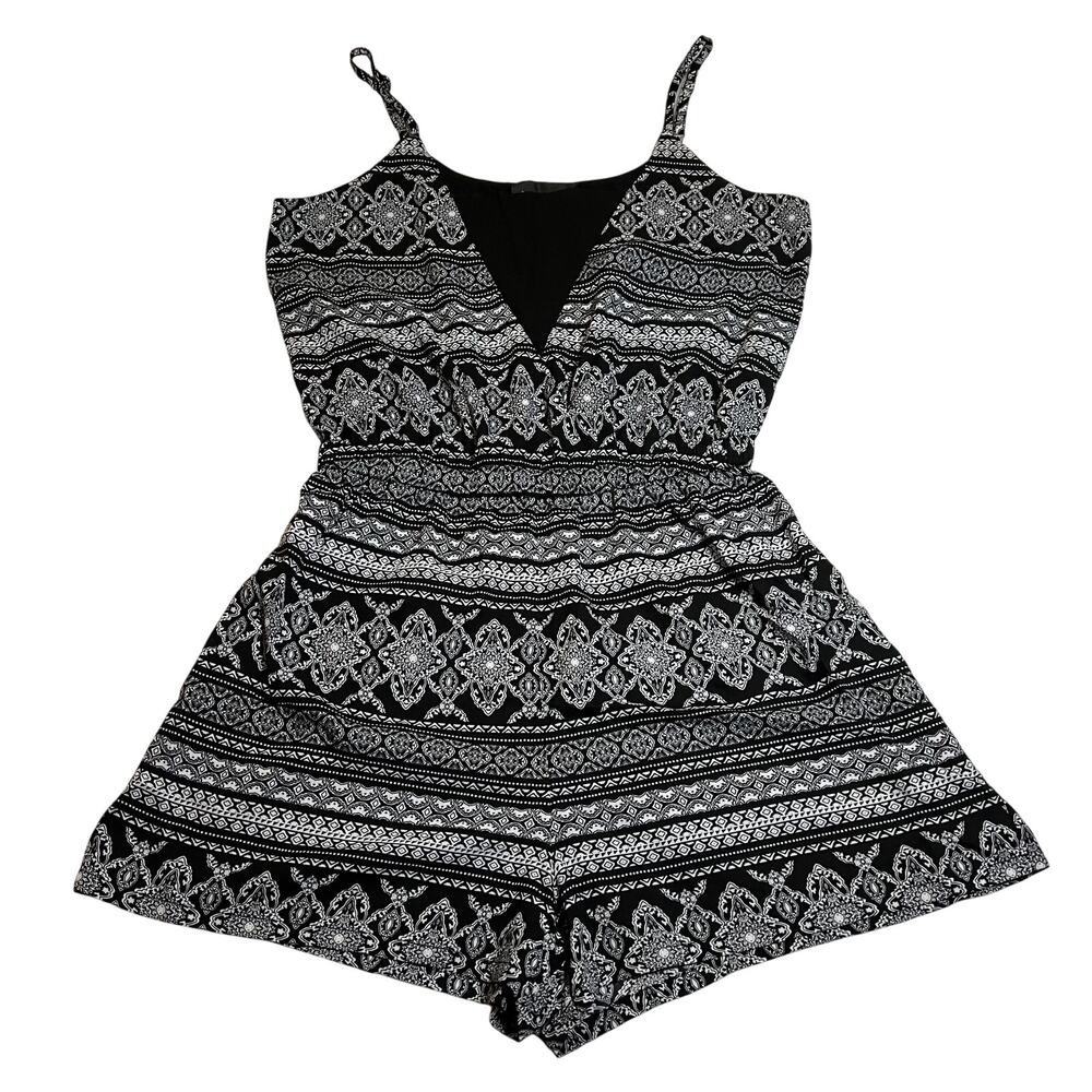 Romeo & Juliet Couture Sleeveless Boho Print Romper Size S Neutral Casual Summer